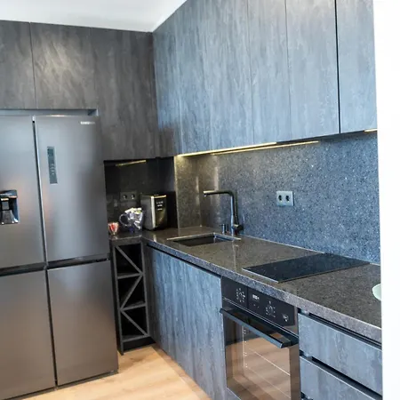 Apartment Queen's Penthouse Balchik